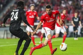 爱游戏-葡超集结日走向成谜；葡萄牙体育绝杀压哨；媒体盛赞；赛季目标并未改变的简单介绍